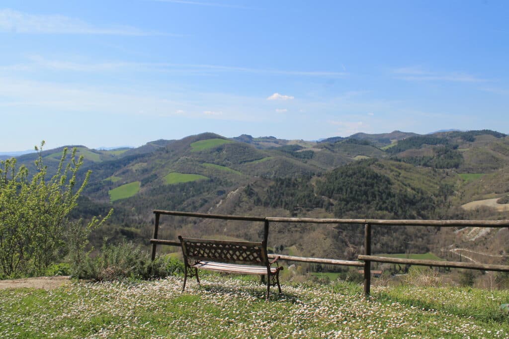Country House Urbino, casa vacanze in collina Urbino, Agriturismo Urbino in collina, panorama mozzafiato, relax, natura